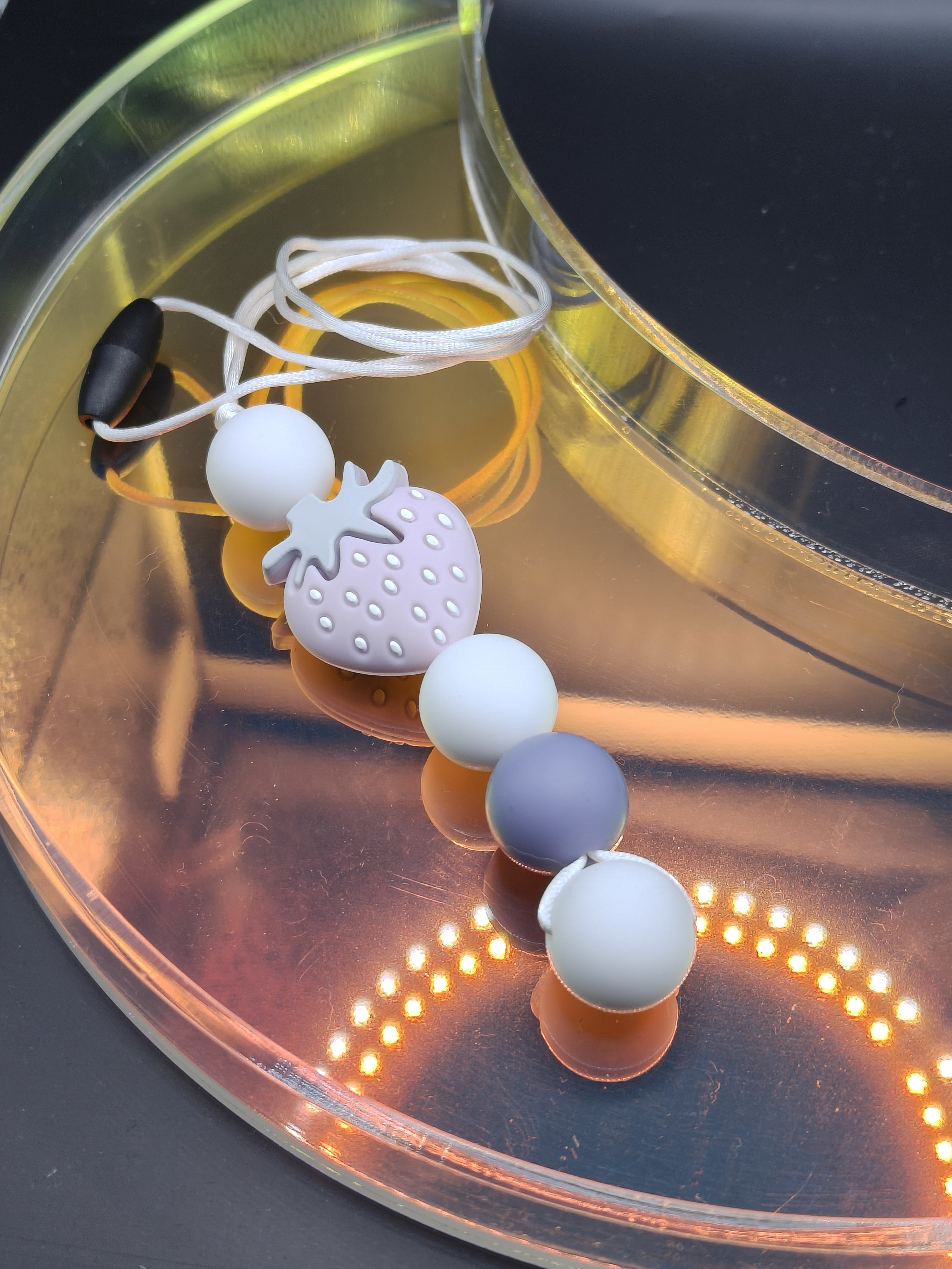 Handmade Silicone Beaded Necklace - Chewelry - Stim - Strawberry