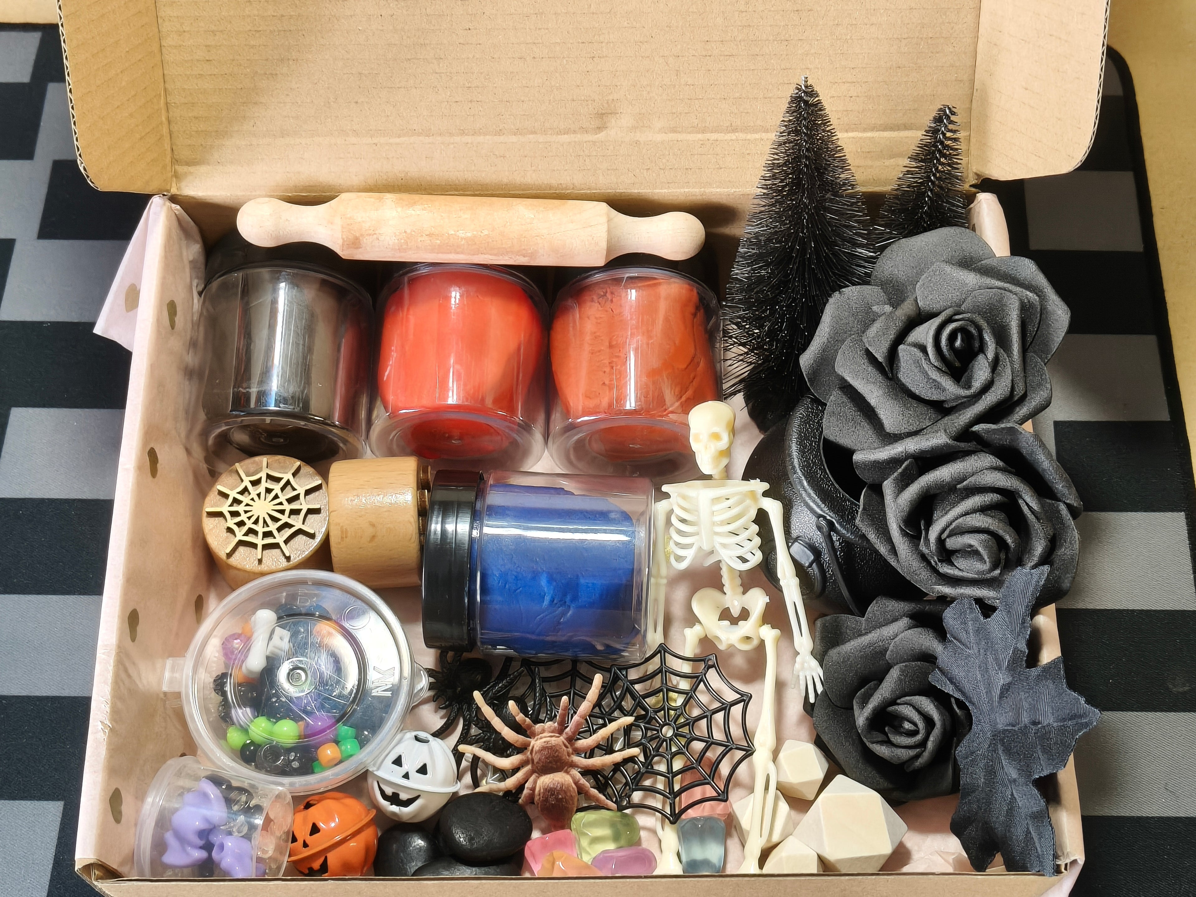 Tuff Tray Kit - Halloween