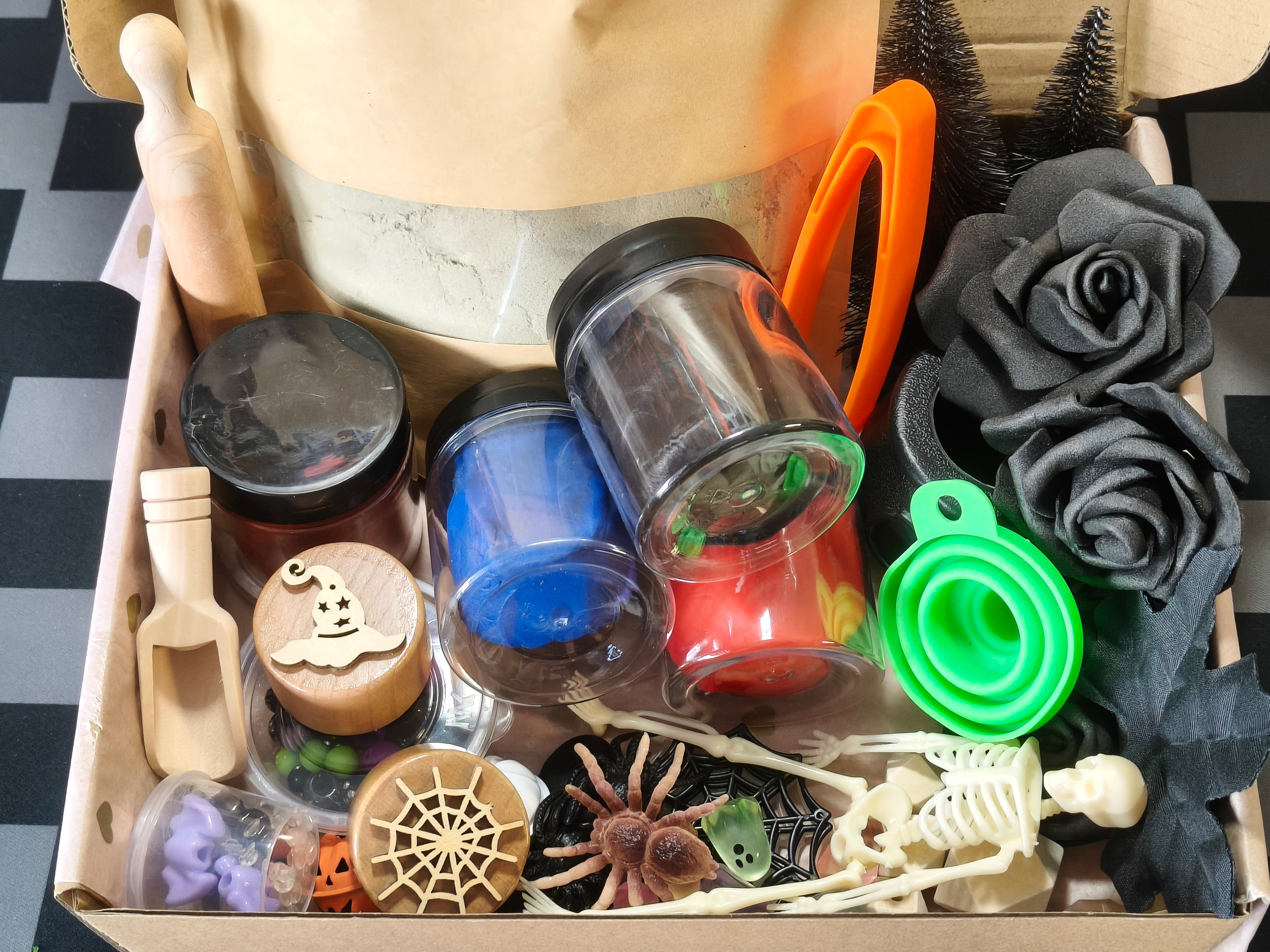 Tuff Tray Kit - Halloween