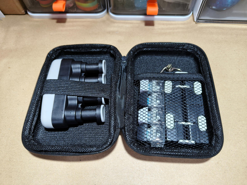 Fidget Set in Case - Discrete Easy to carry - Office/school - Adult/older children - Hand Fidget toys