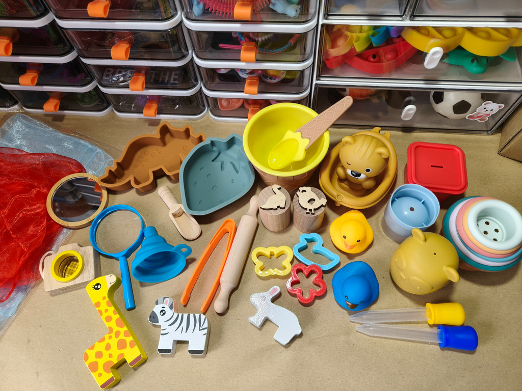 Tuff Tray Kit - Starter Kit - Beginners - 1 Year Plus - All the Tools