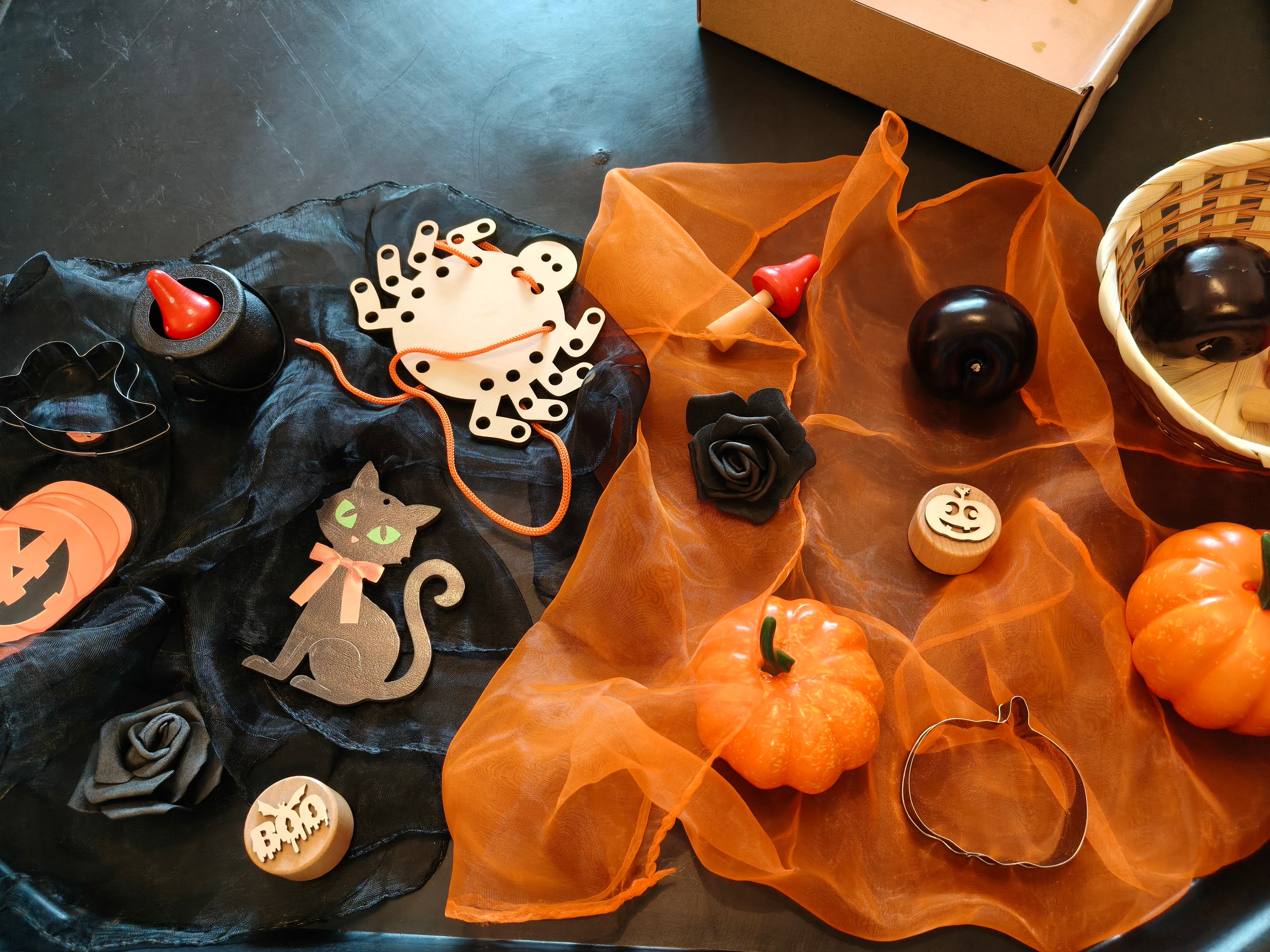 Tuff Tray Ideas - Halloween Harvest - Starter Kit - 1 Year Plus