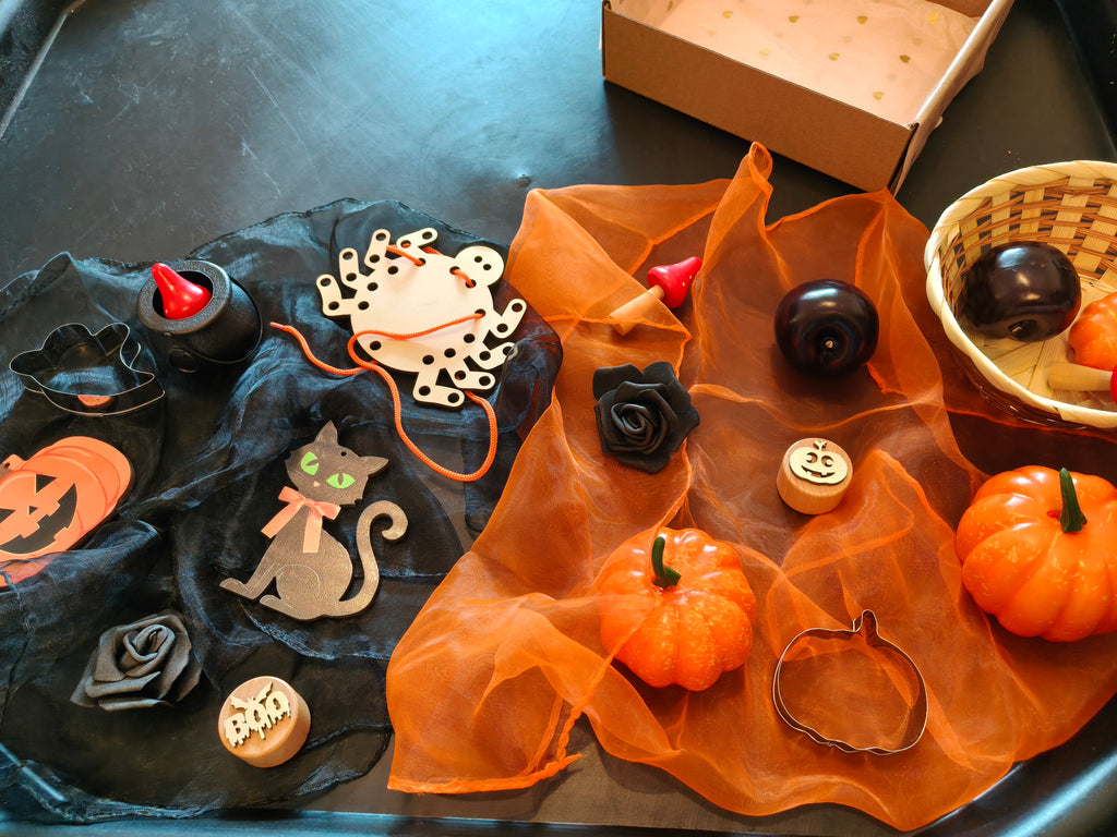 Tuff Tray Ideas - Halloween Harvest - Starter Kit - 1 Year Plus