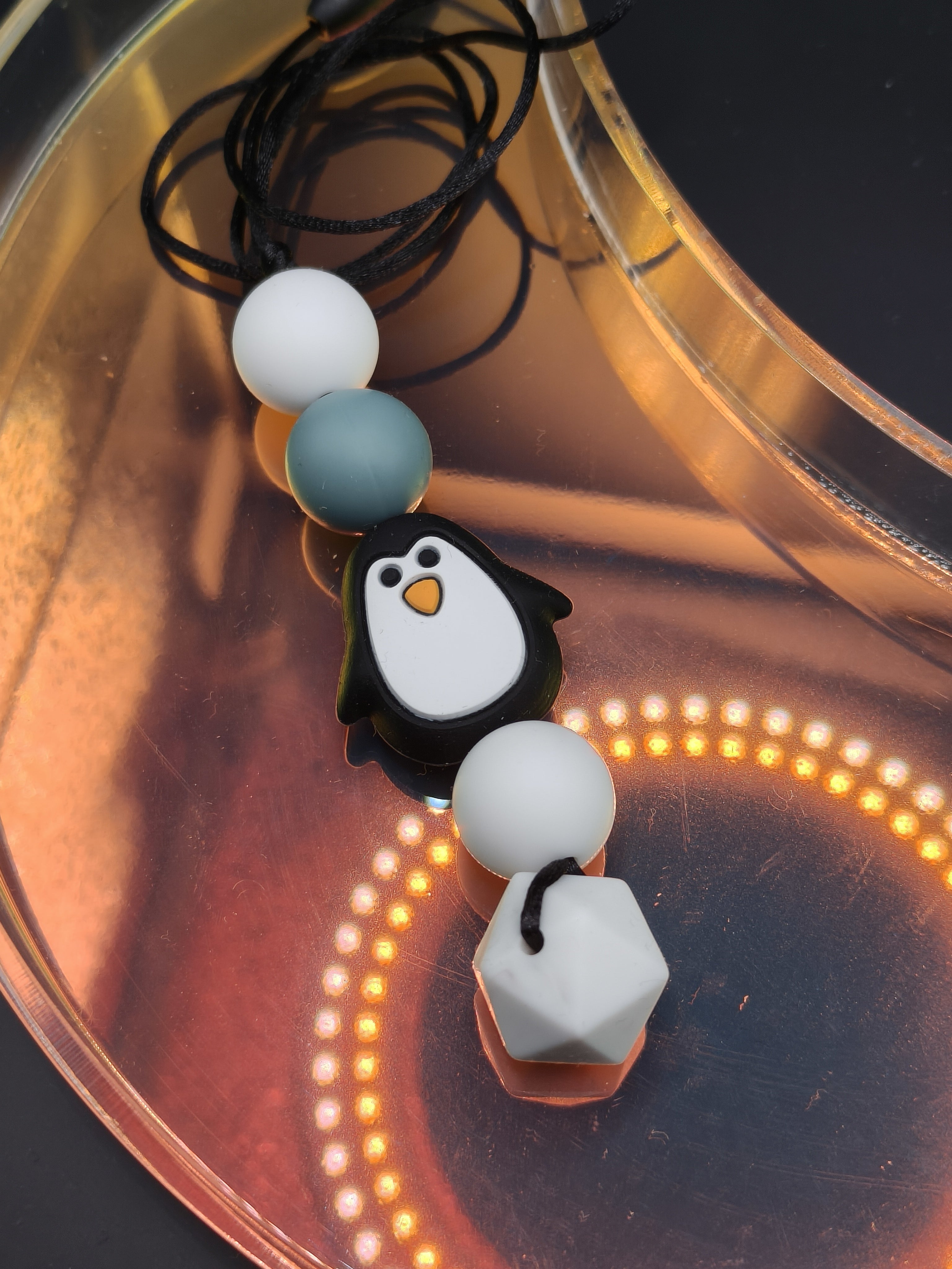 Handmade Silicone Beaded Necklace - Chewelry - Stim - Penguin