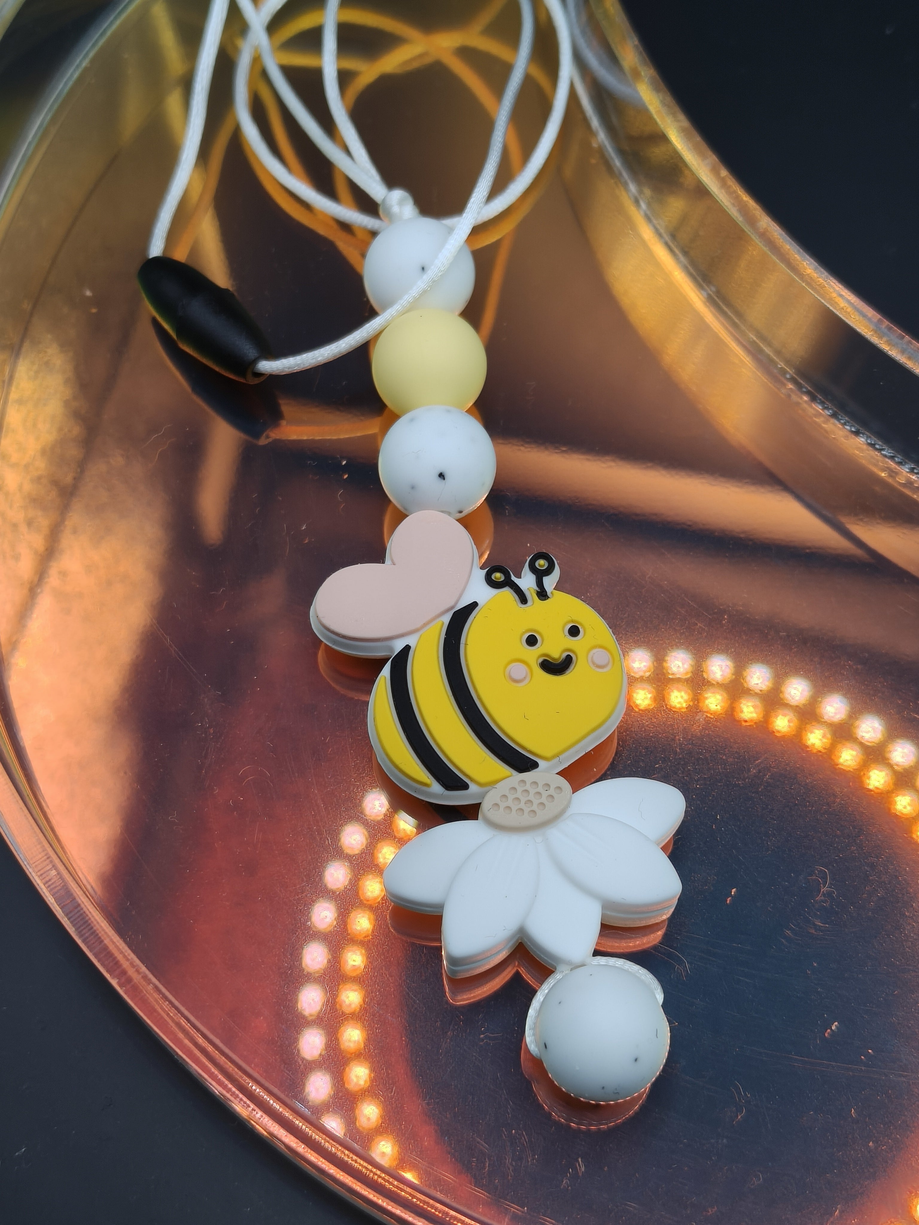 Handmade Silicone Beaded Necklace - Chewelry - Stim - Bee Flower