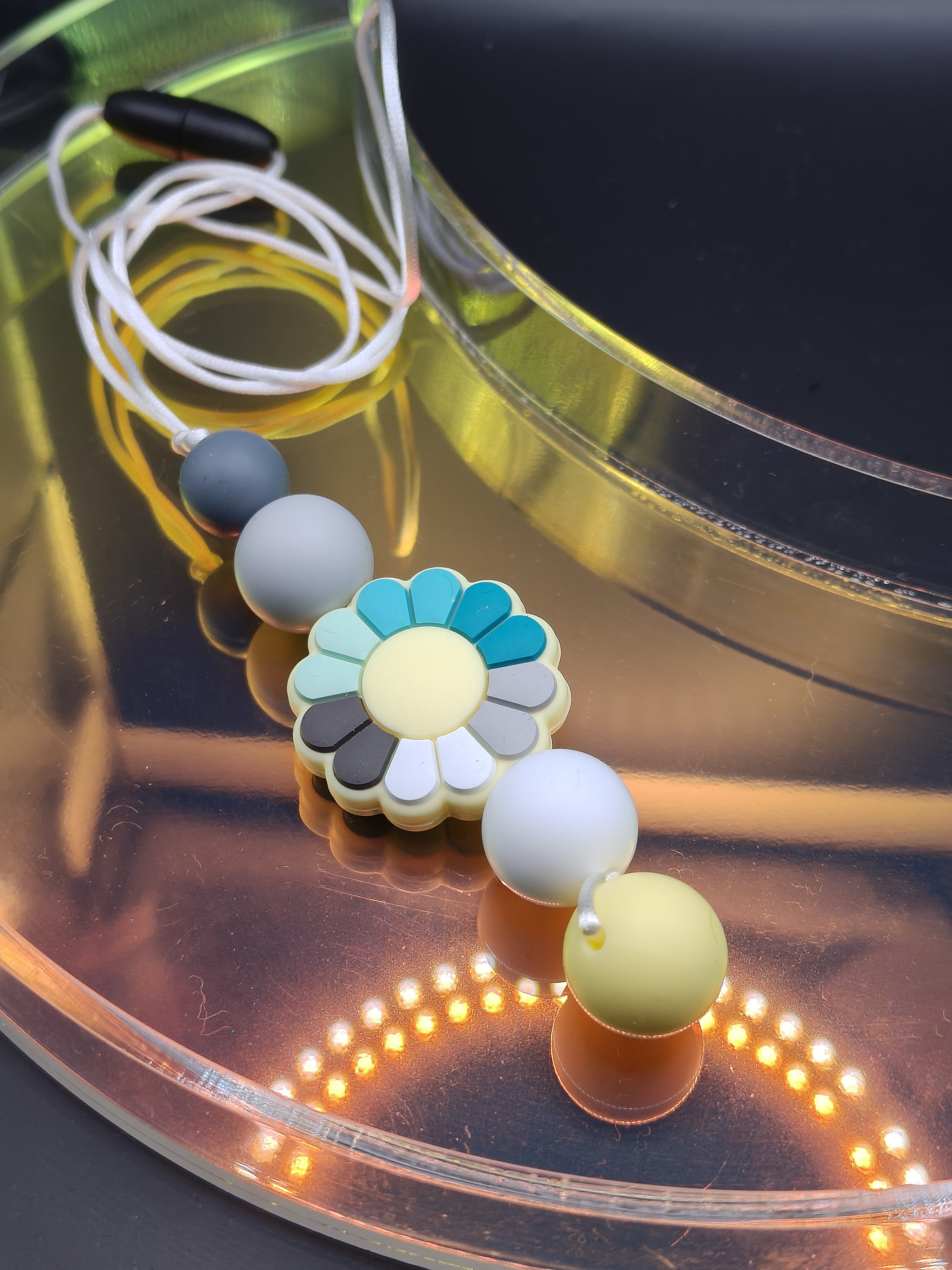Handmade Silicone Beaded Necklace - Chewelry - Stim - Yellow Flower