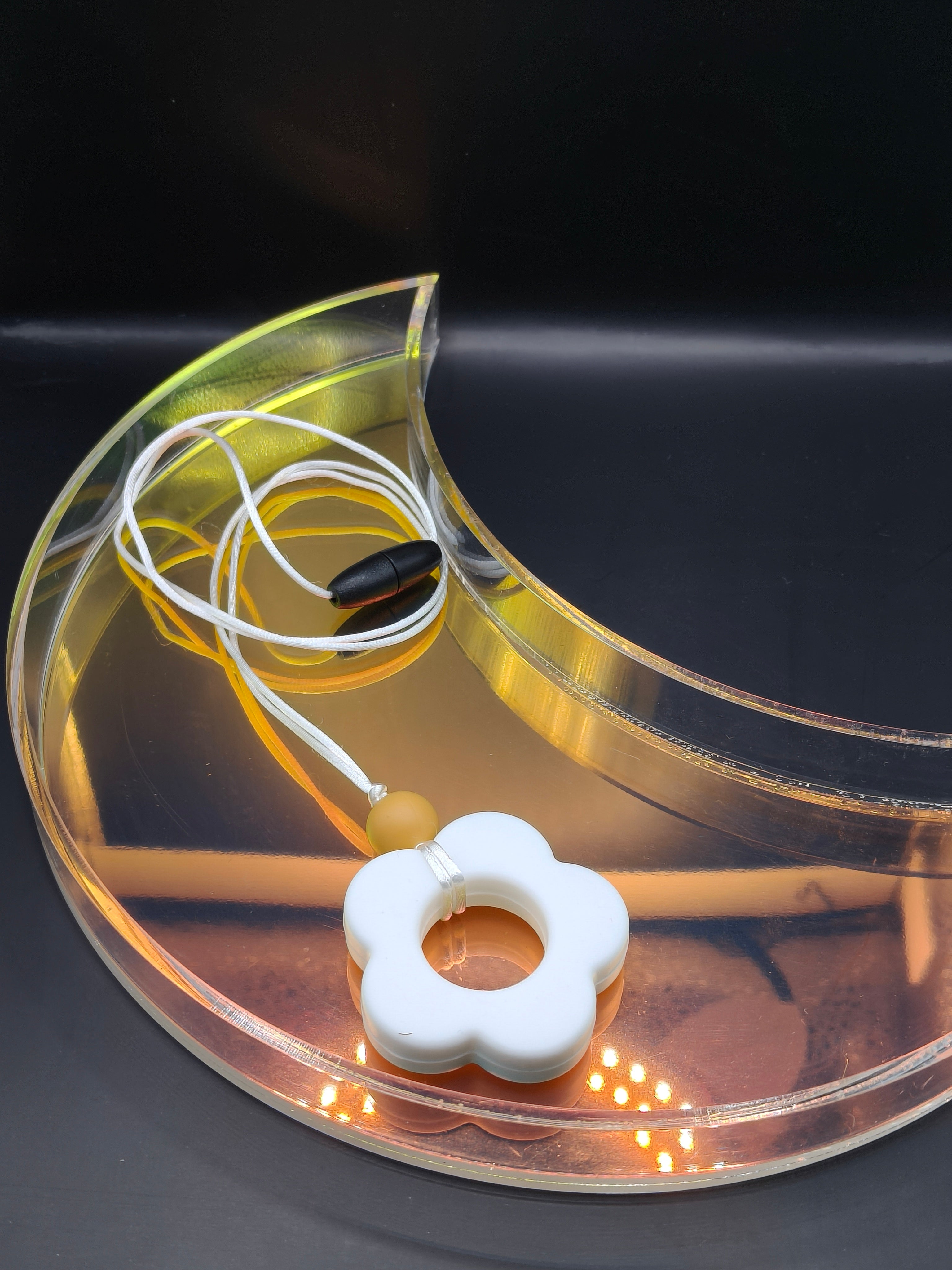 Handmade Silicone Beaded Necklace - Chewelry - Simple Flower