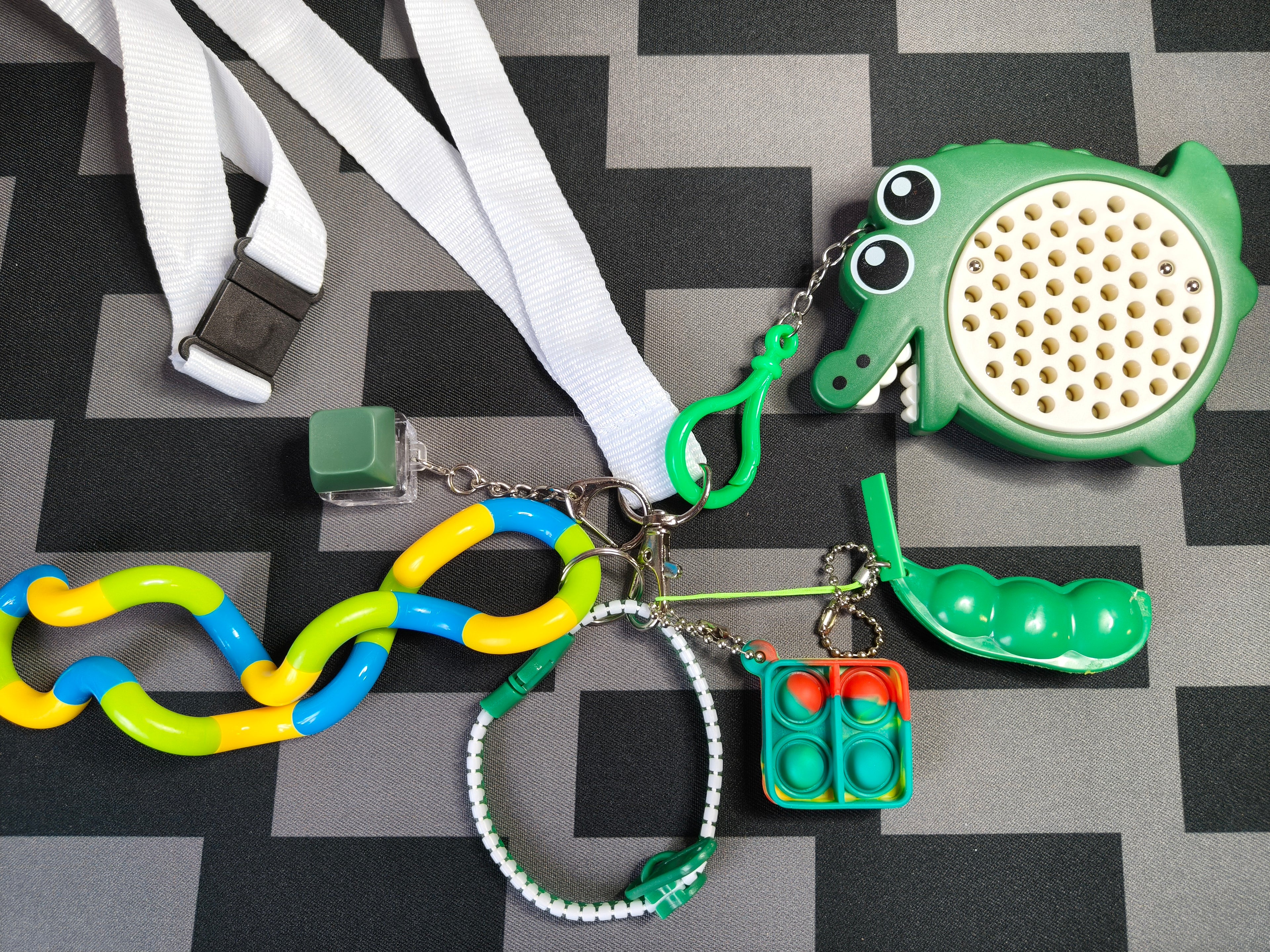 Fidget Lanyard - Crocodile
