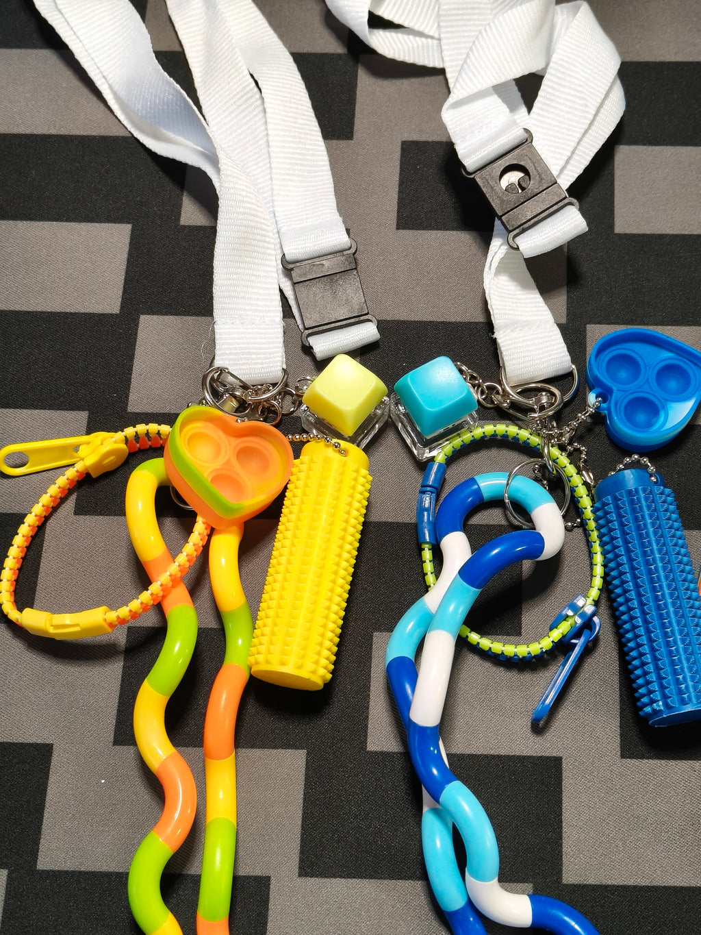 Fidget Lanyard or Wristlet - Simple Multicolour