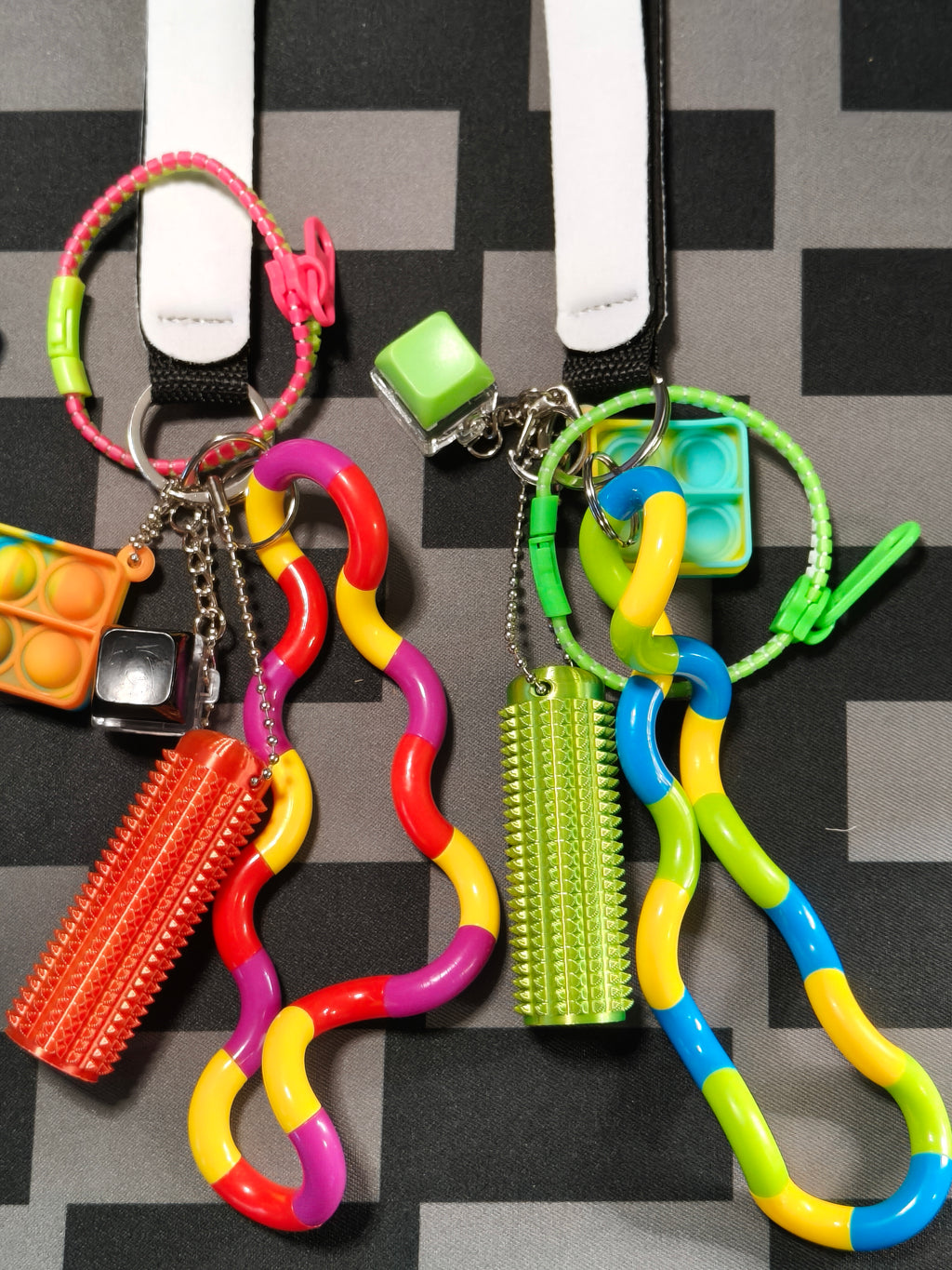 Fidget Lanyard or Wristlet - Simple Multicolour