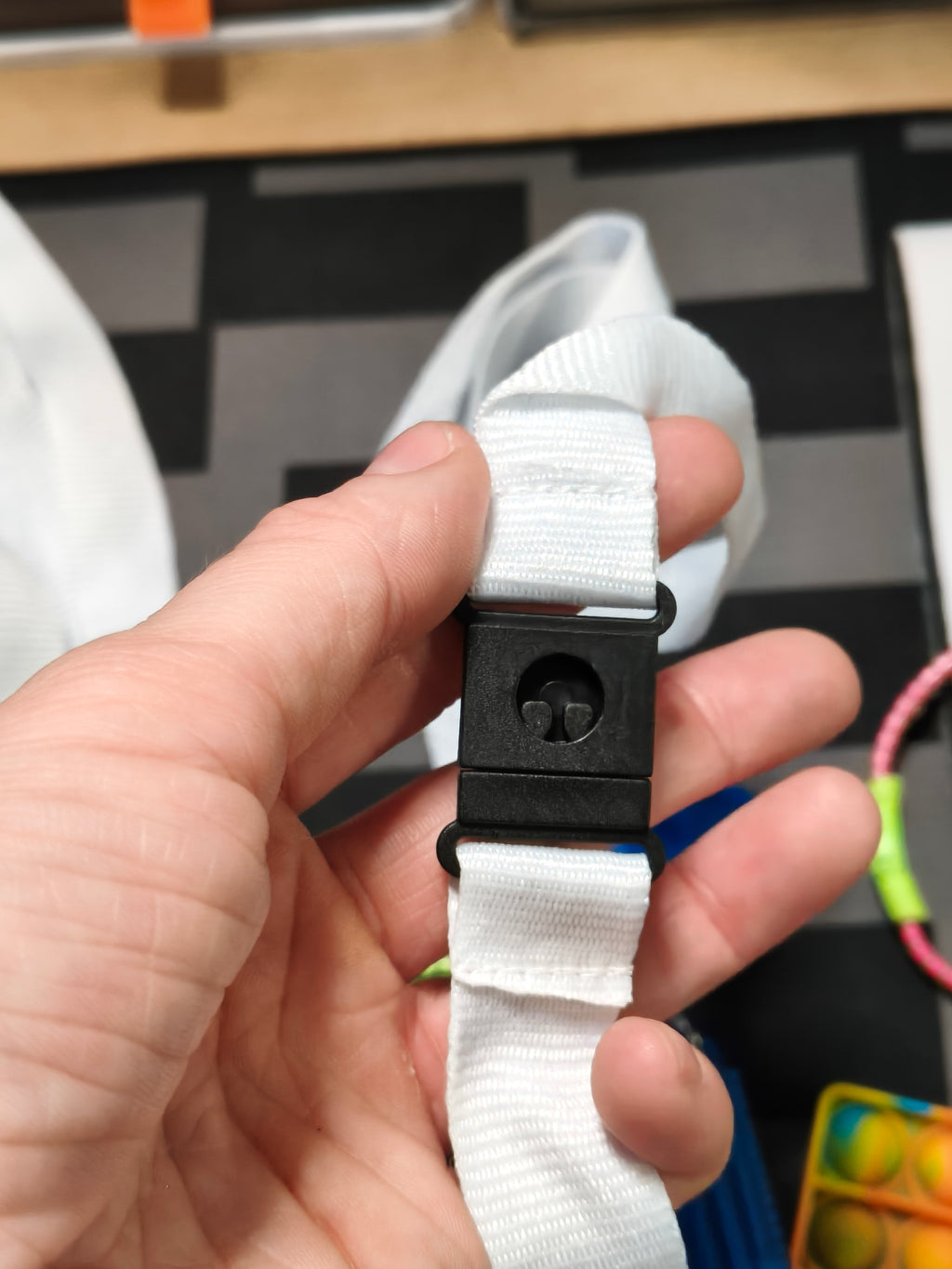 Fidget Lanyard or Wristlet - Simple Multicolour