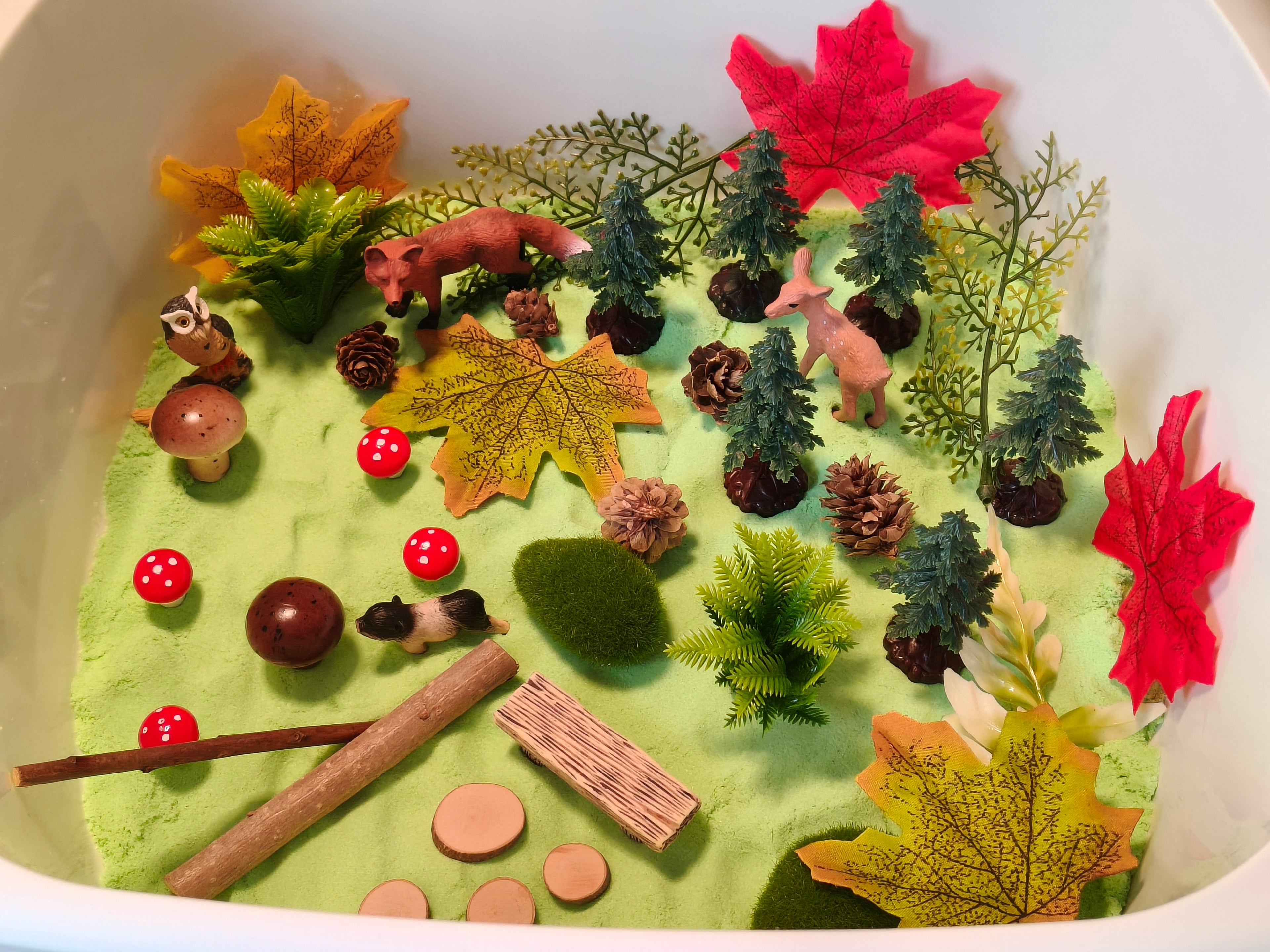 Tuff Tray Kit - Woodland