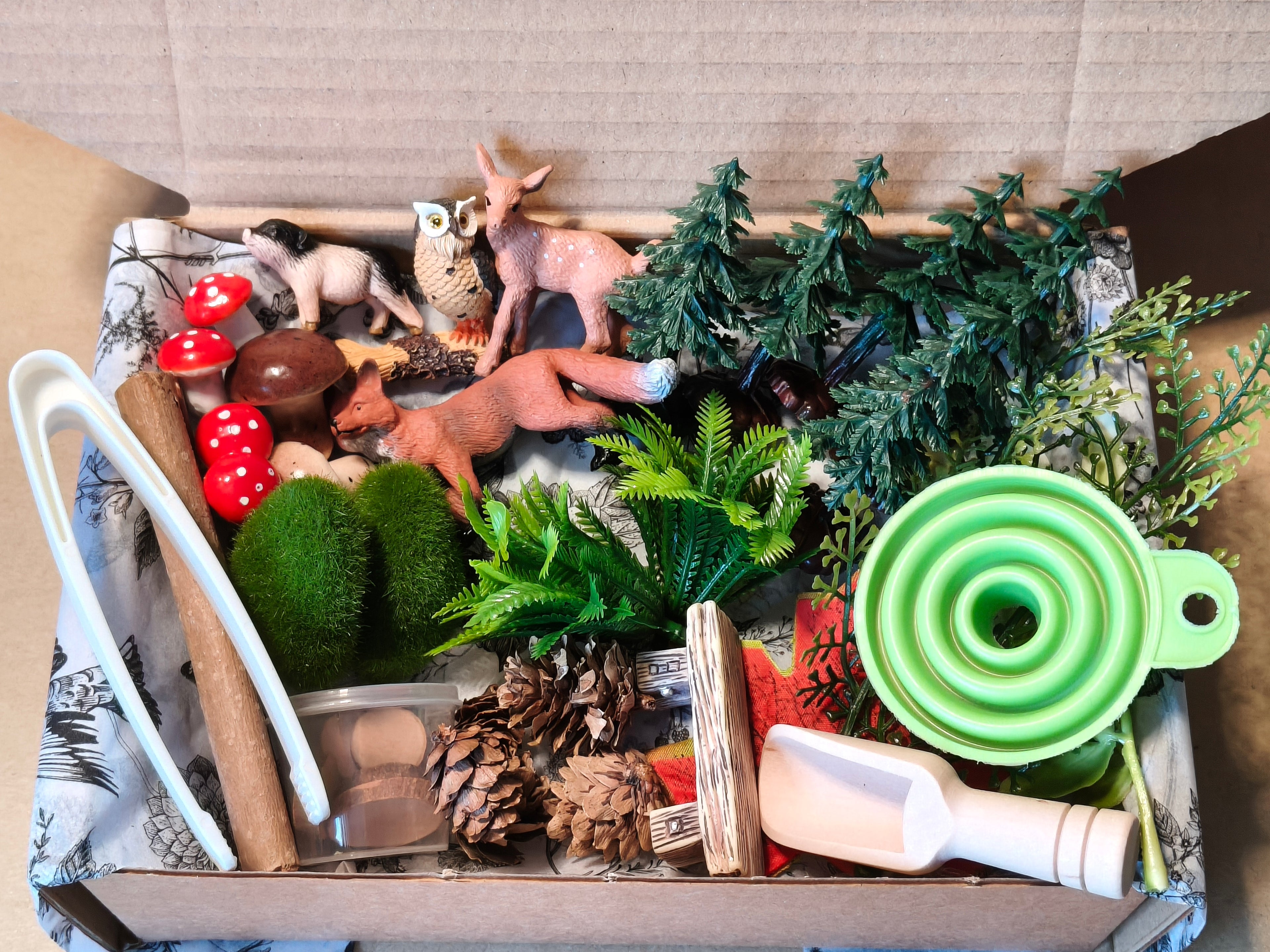 Tuff Tray Kit - Woodland