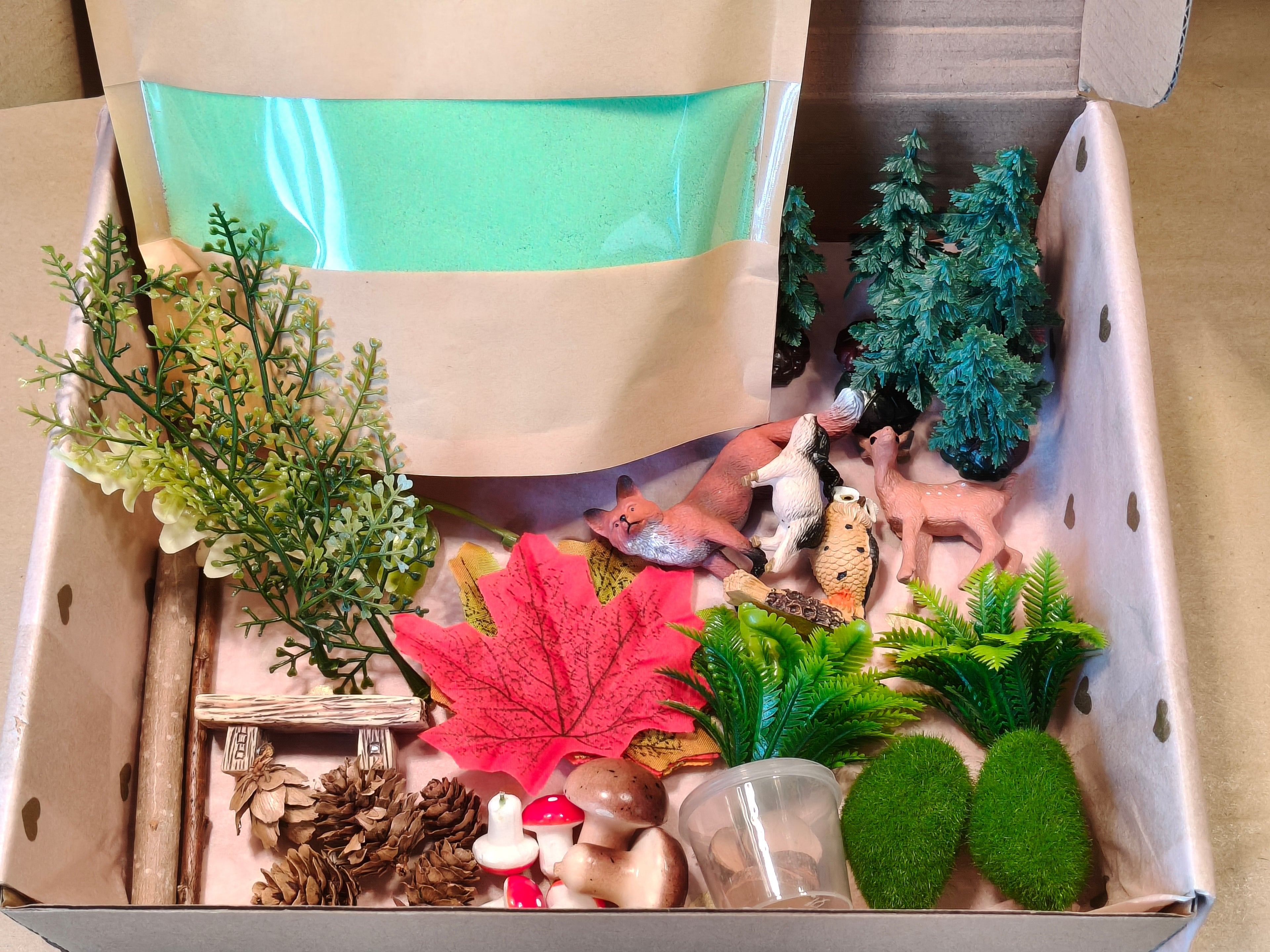 Tuff Tray Kit - Woodland