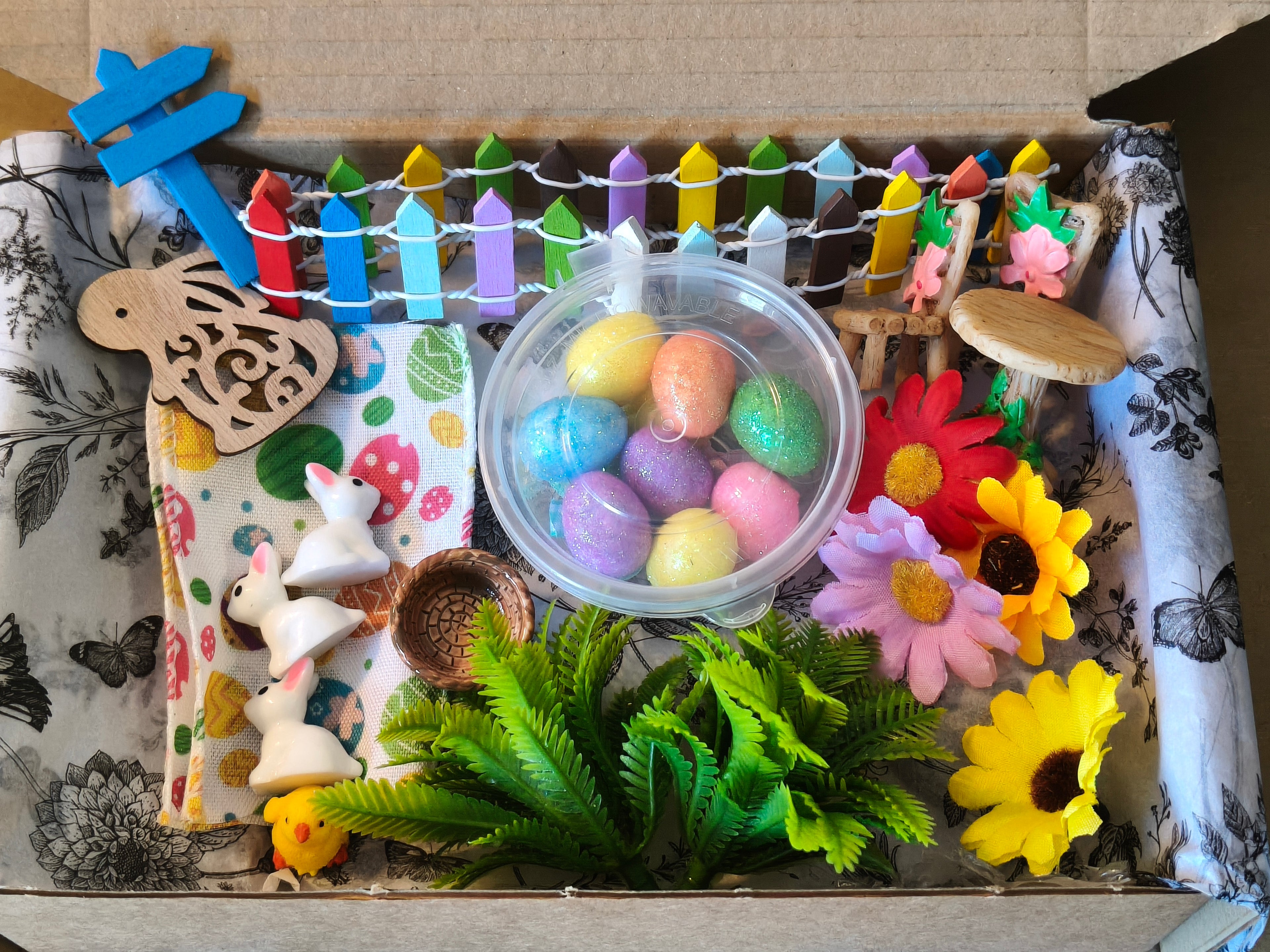 Tuff Tray Kit - Easter Picnic