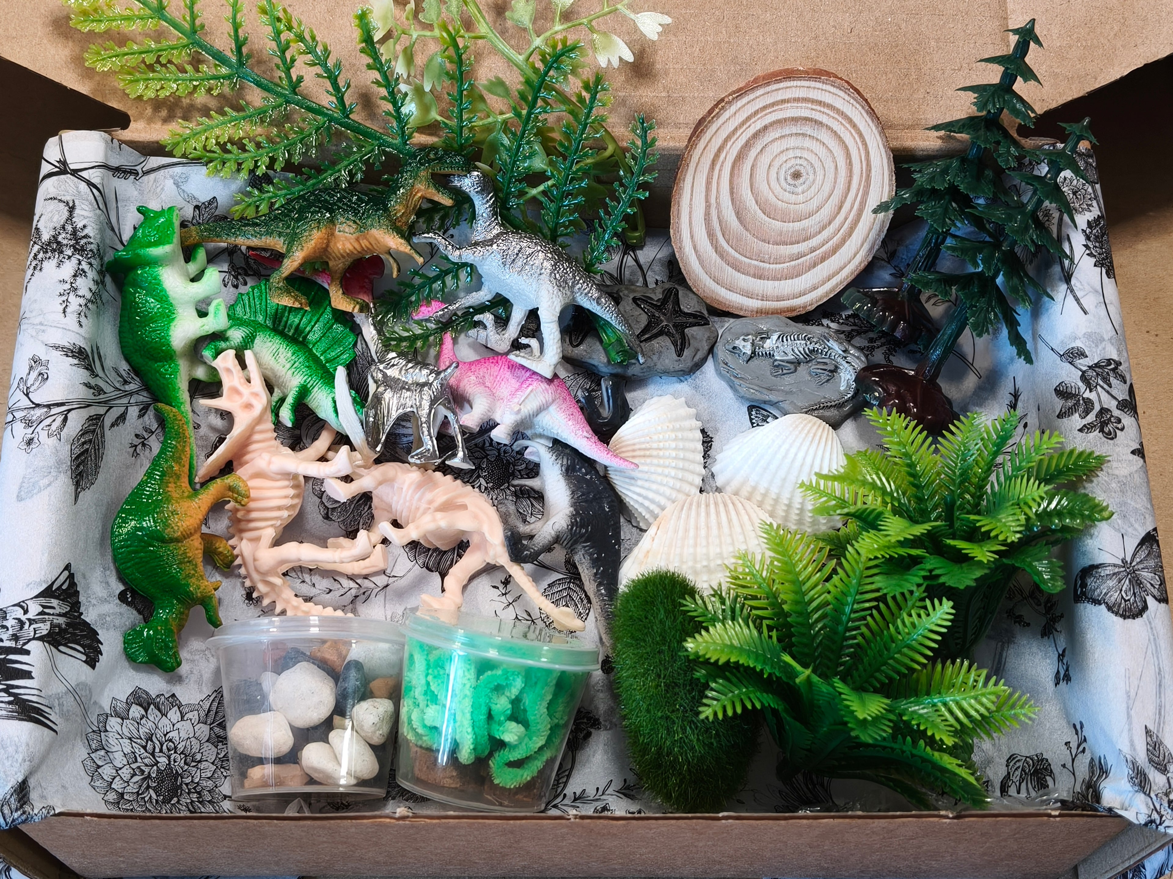 Tuff Tray Kit - Dinosaur