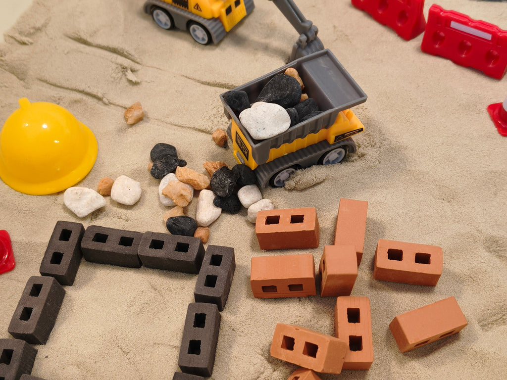 Tuff Tray Kit - Construction