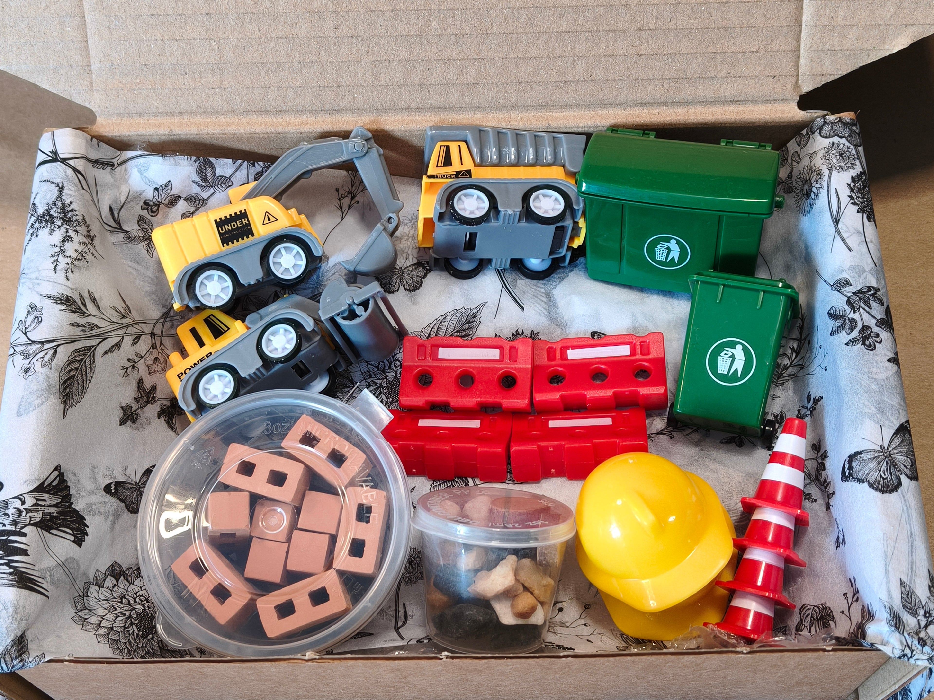 Tuff Tray Kit - Construction