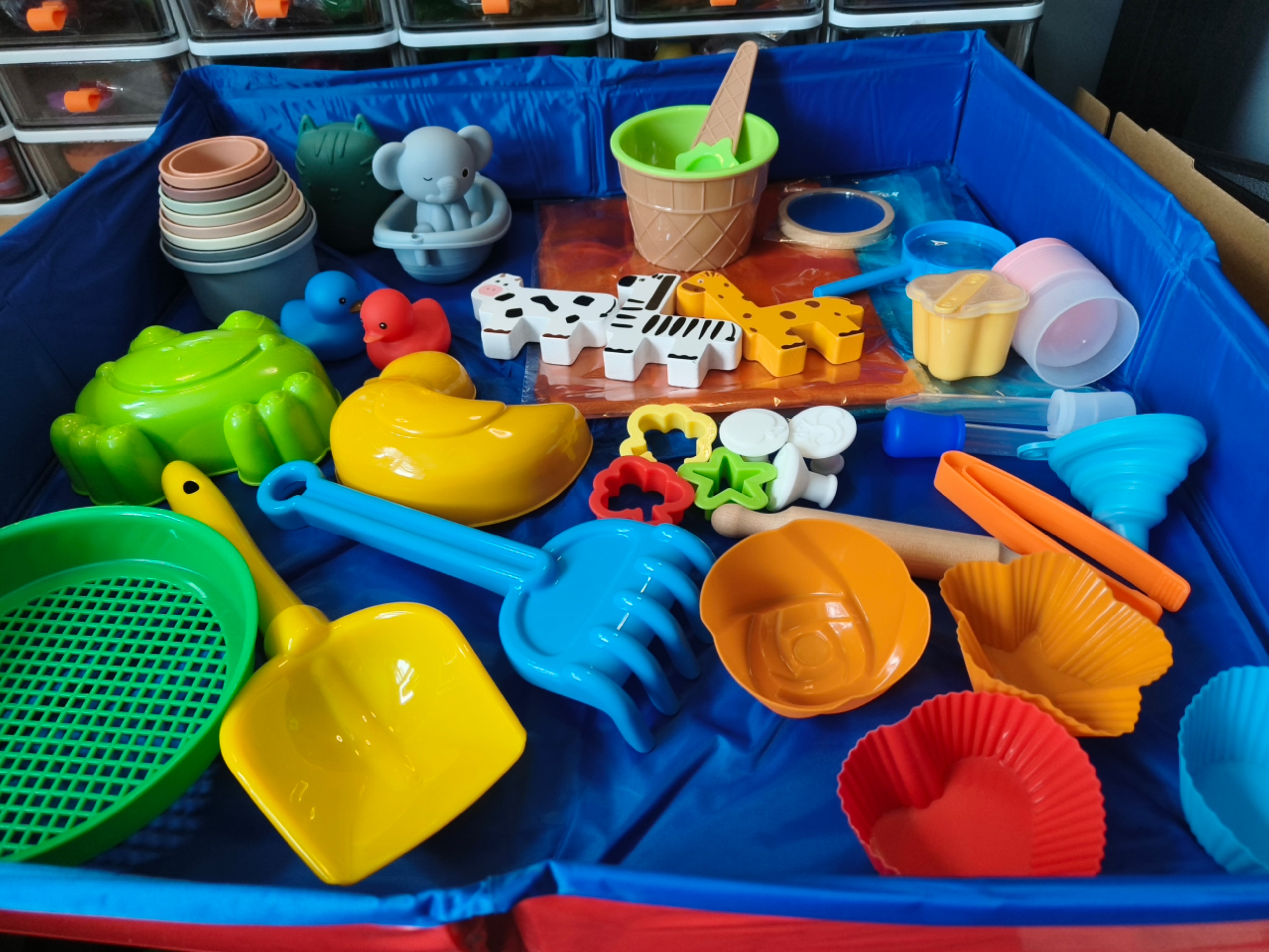 Tuff Tray 1 Year + Starter Kit