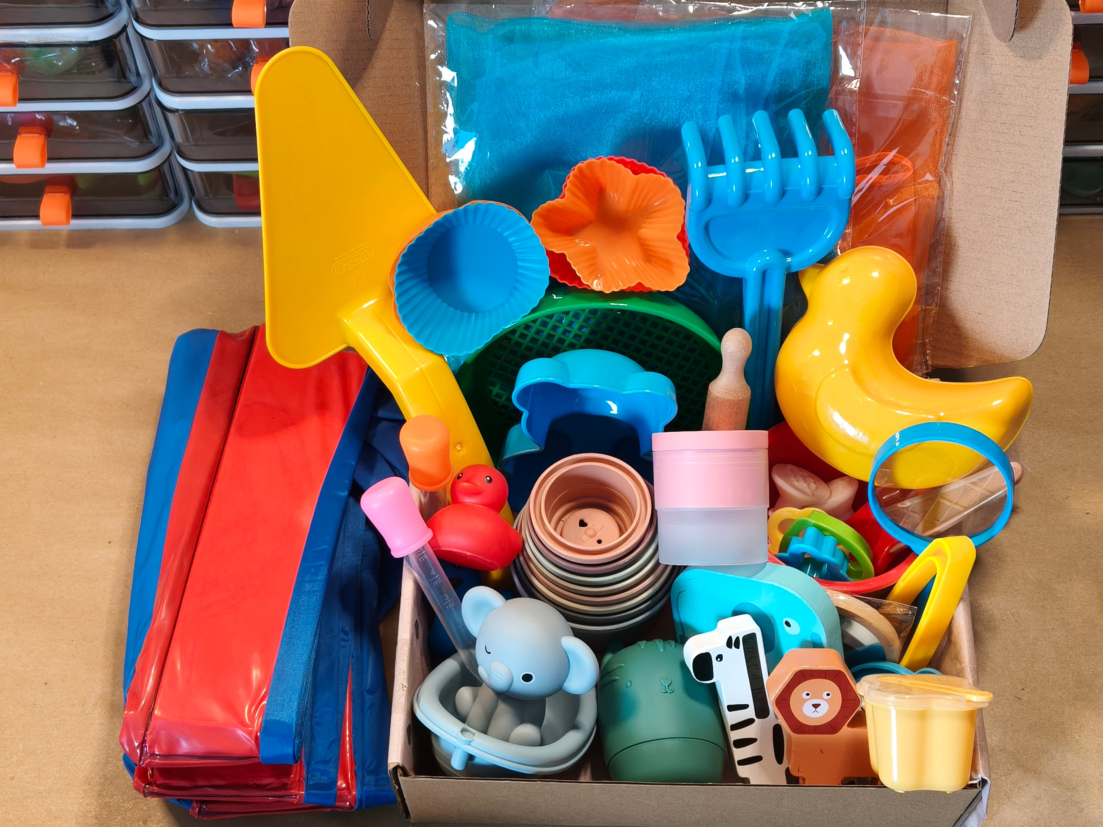 Tuff Tray 1 Year + Starter Kit