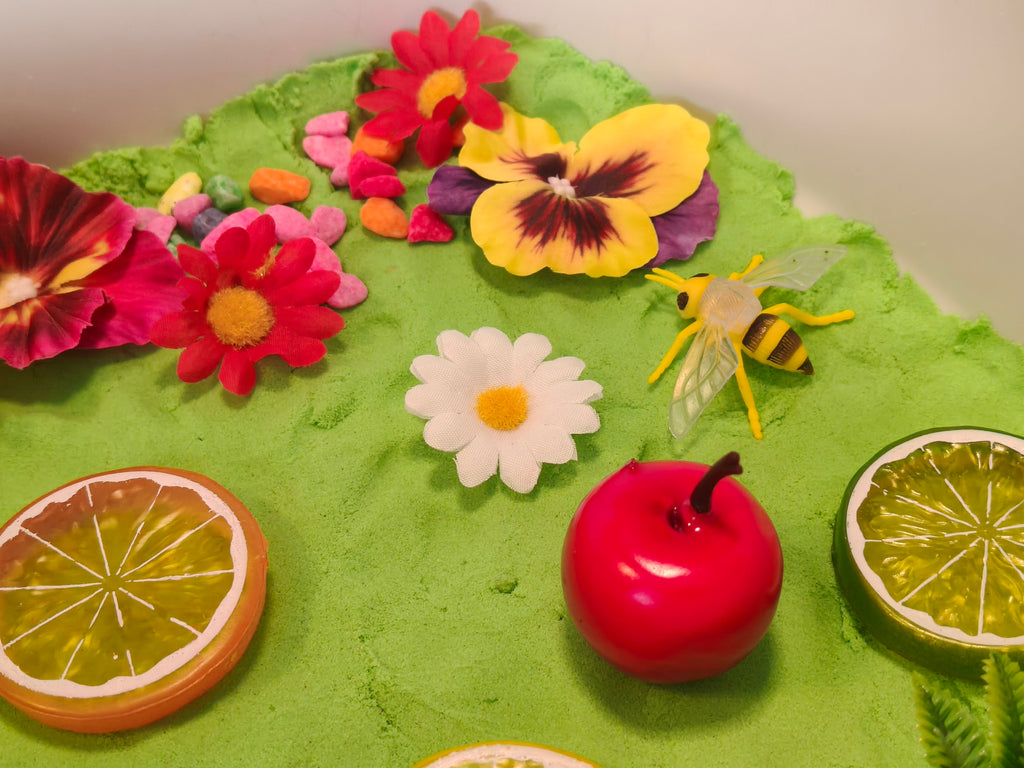 Fruity Summer Tuff Tray Kit