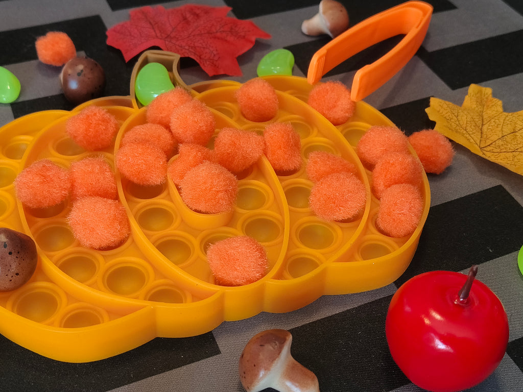 Tuff Tray Ideas - Pumpkin Pop