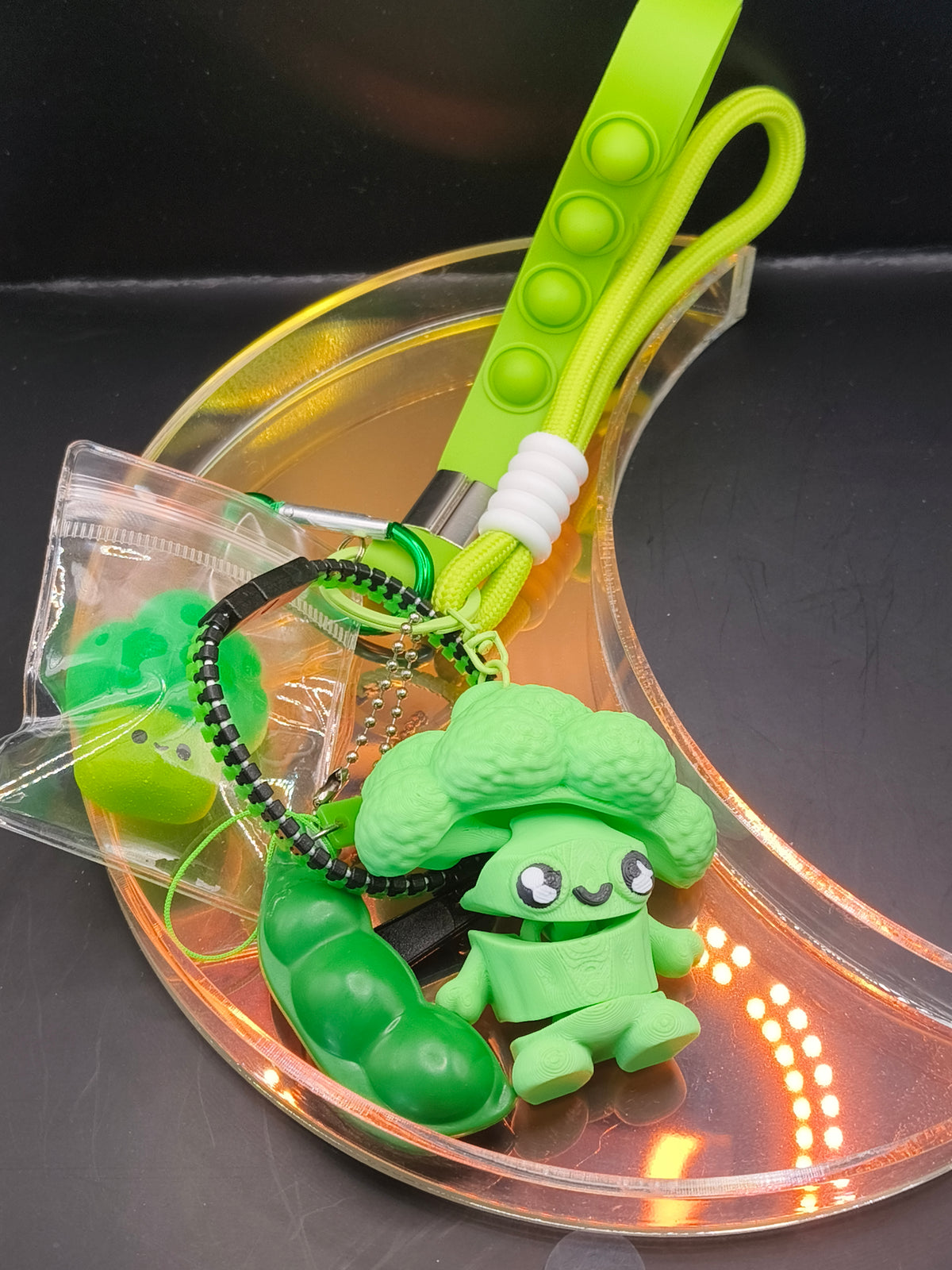 Fidget Pop Wristlet - Broccoli