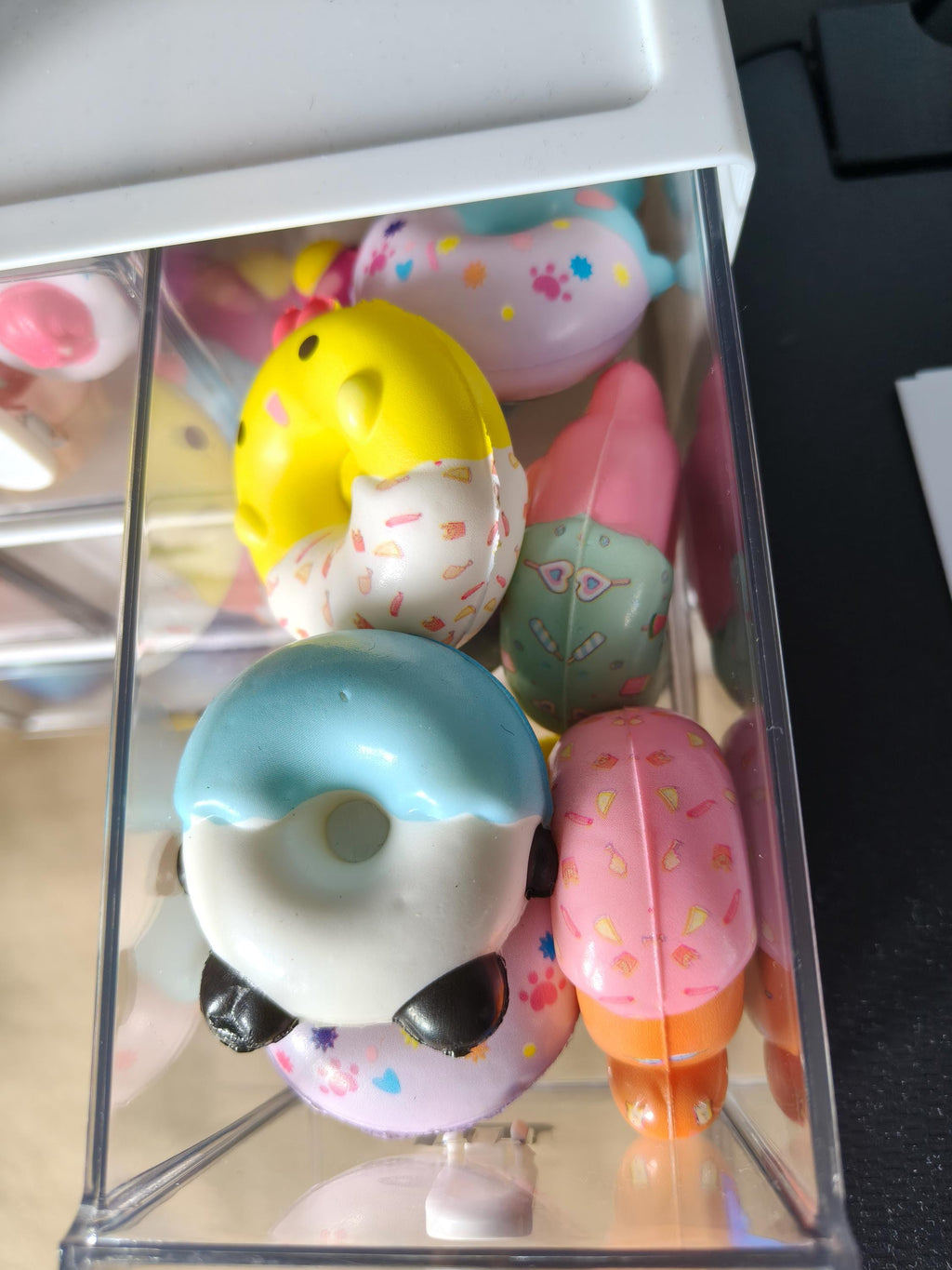 Fidget Set in Case - Discrete Easy to carry ultra quiet set - Office/school - Adult/older children - Fidget toys