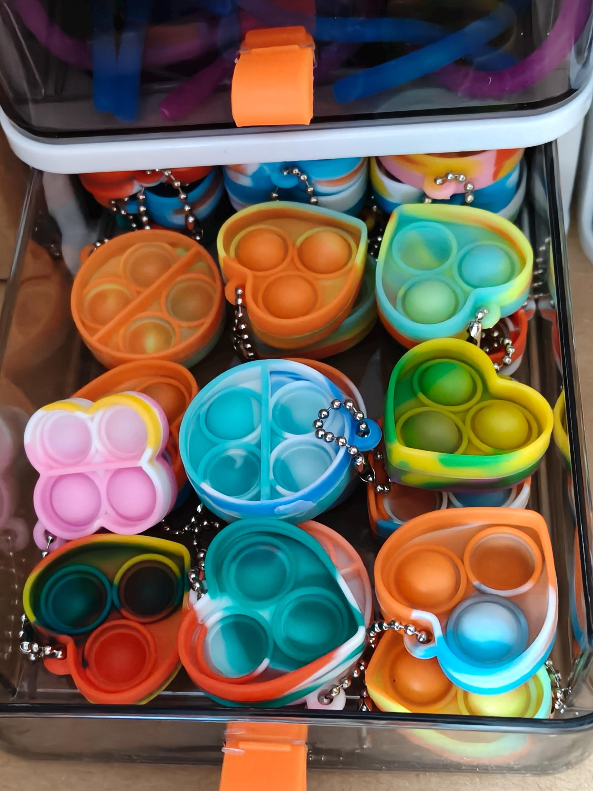 Fidget Set in Case - Discrete Easy to carry - Office/school - Adult/older children - Fidget toys